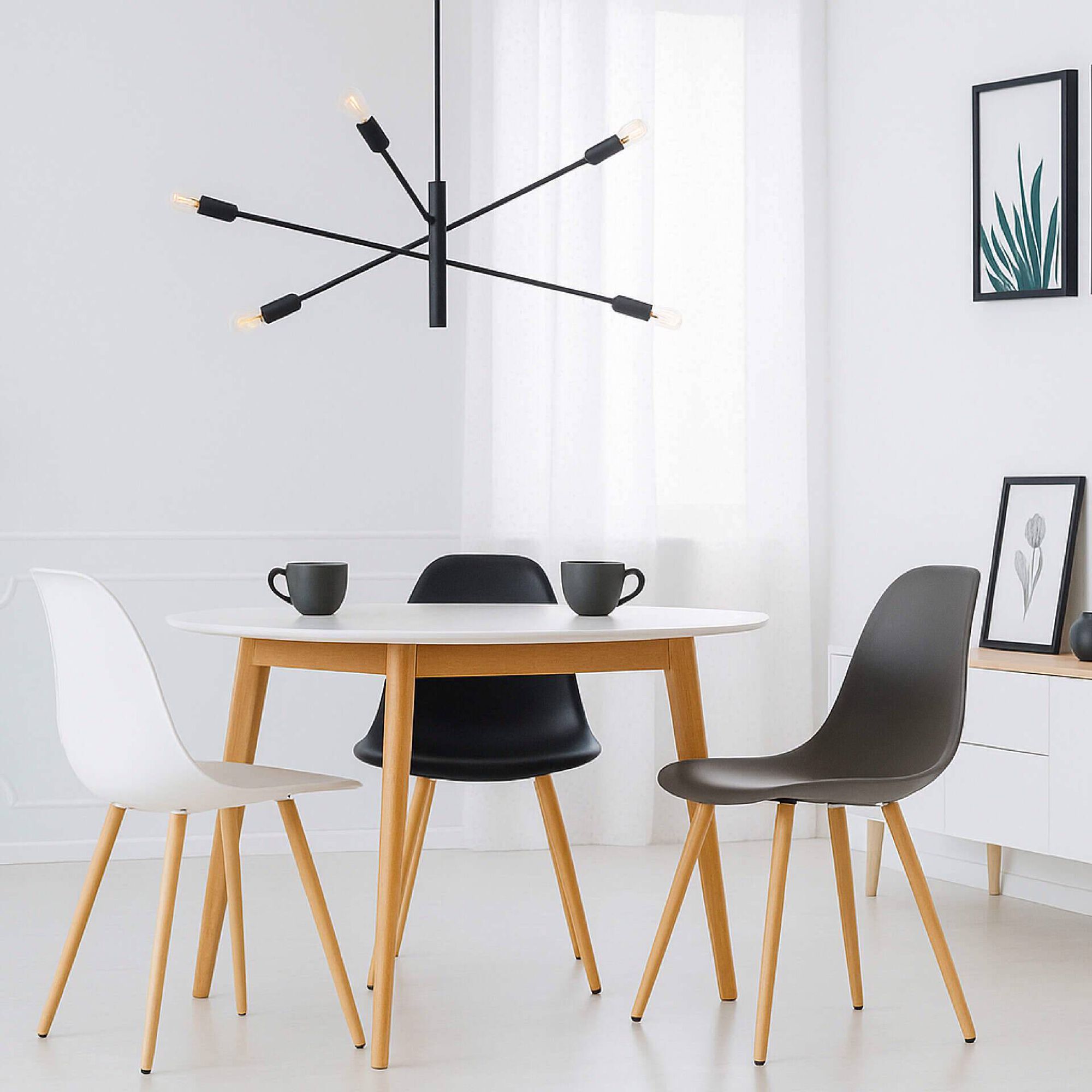 Cadeira N&oacute;rdica Preta Kasa