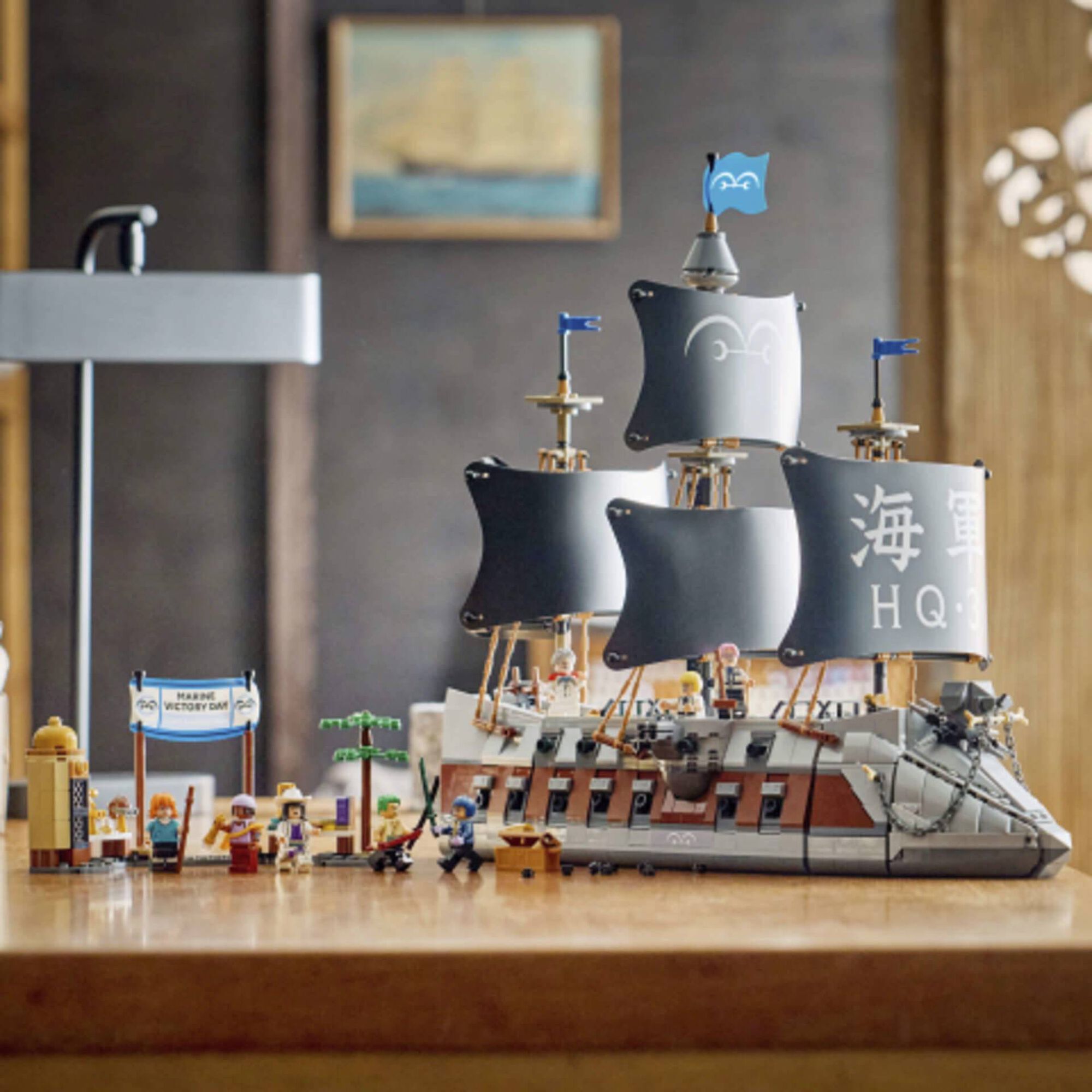 LEGO One Piece - Navio de Guerra da Marinha do Garp - 75646