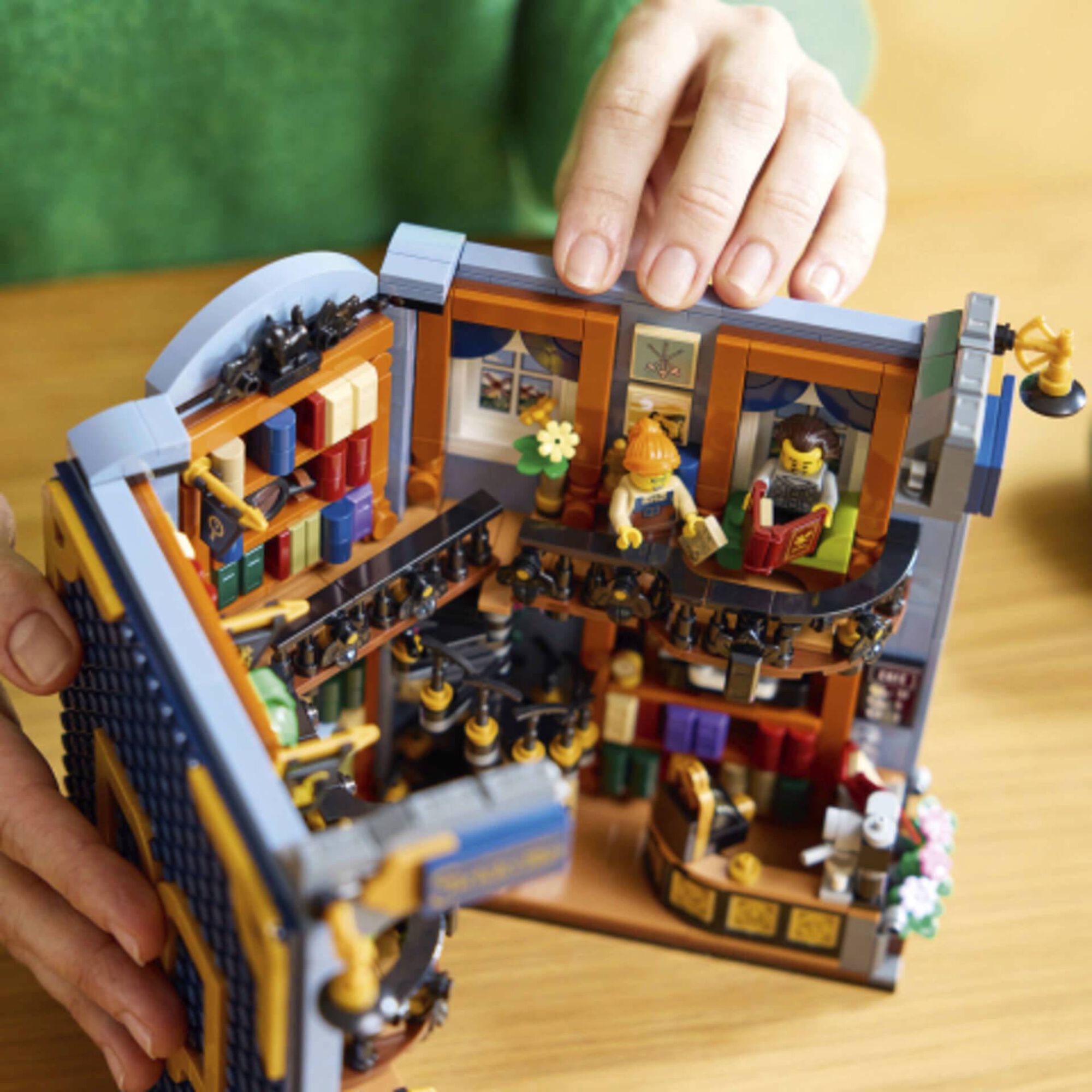 LEGO Icons - Livraria: Book Nook - 11379