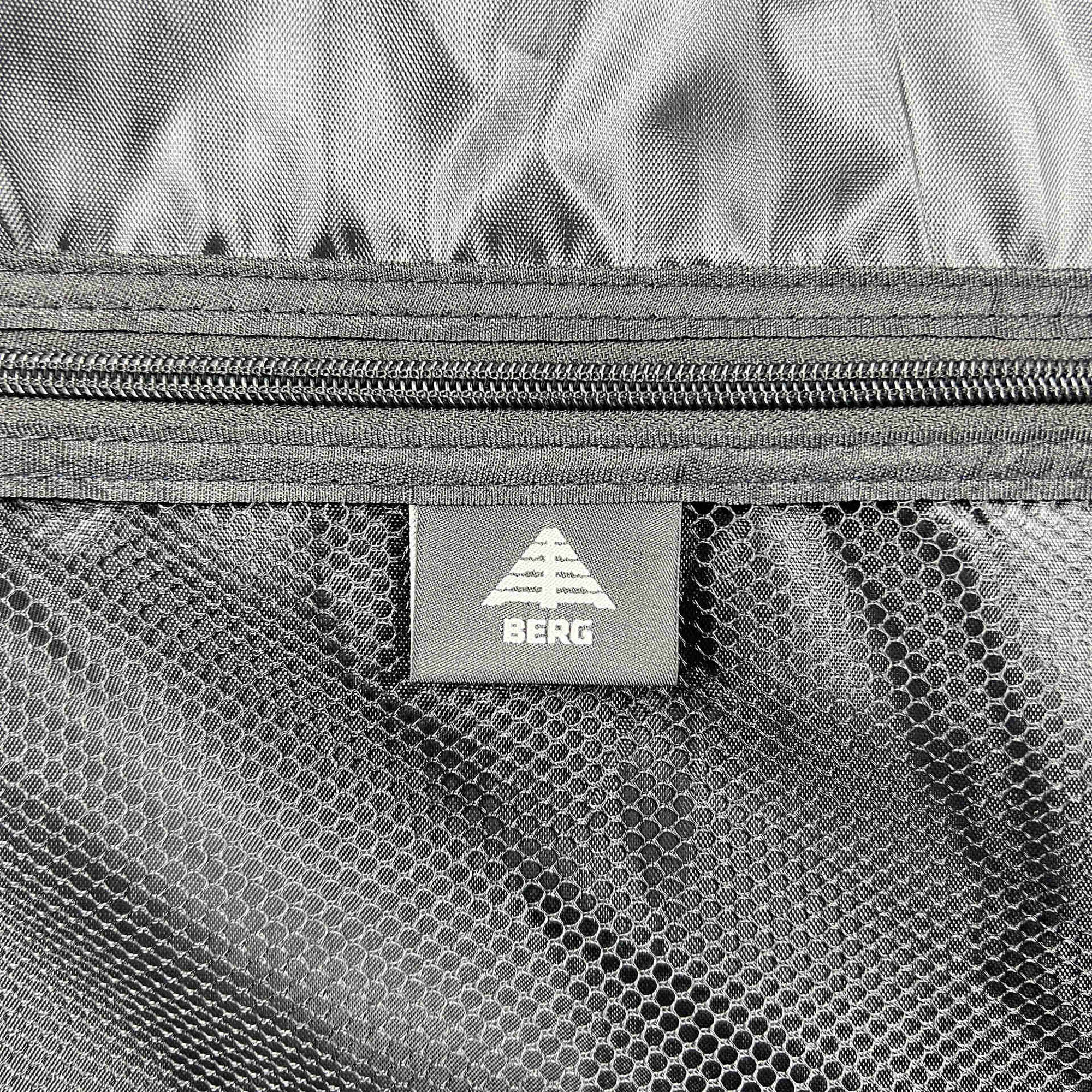 Mala de Viagem M&eacute;dia 8 Rodas Verde Passport