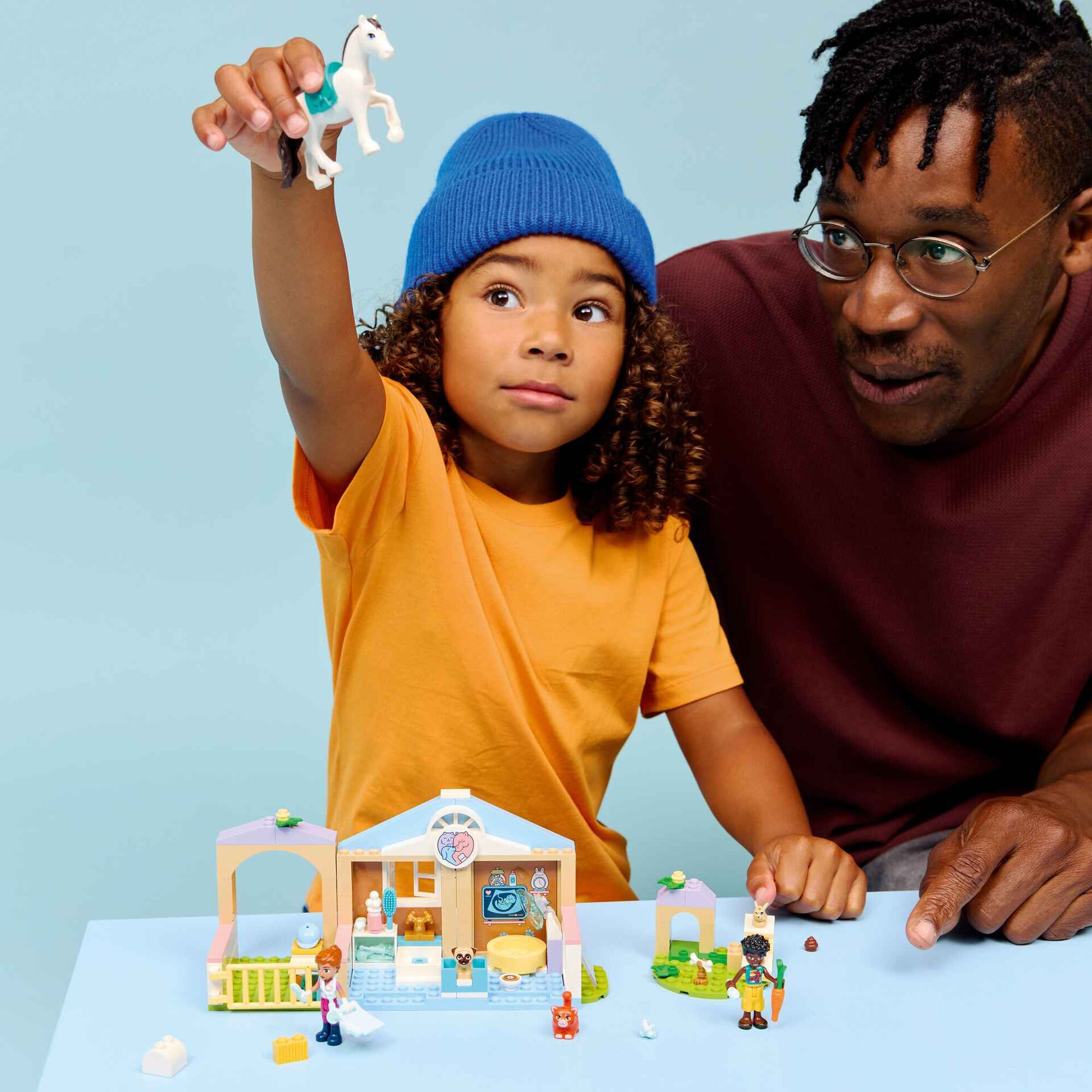 LEGO Friends - Cl&iacute;nica Veterin&aacute;ria com Animais - 42696