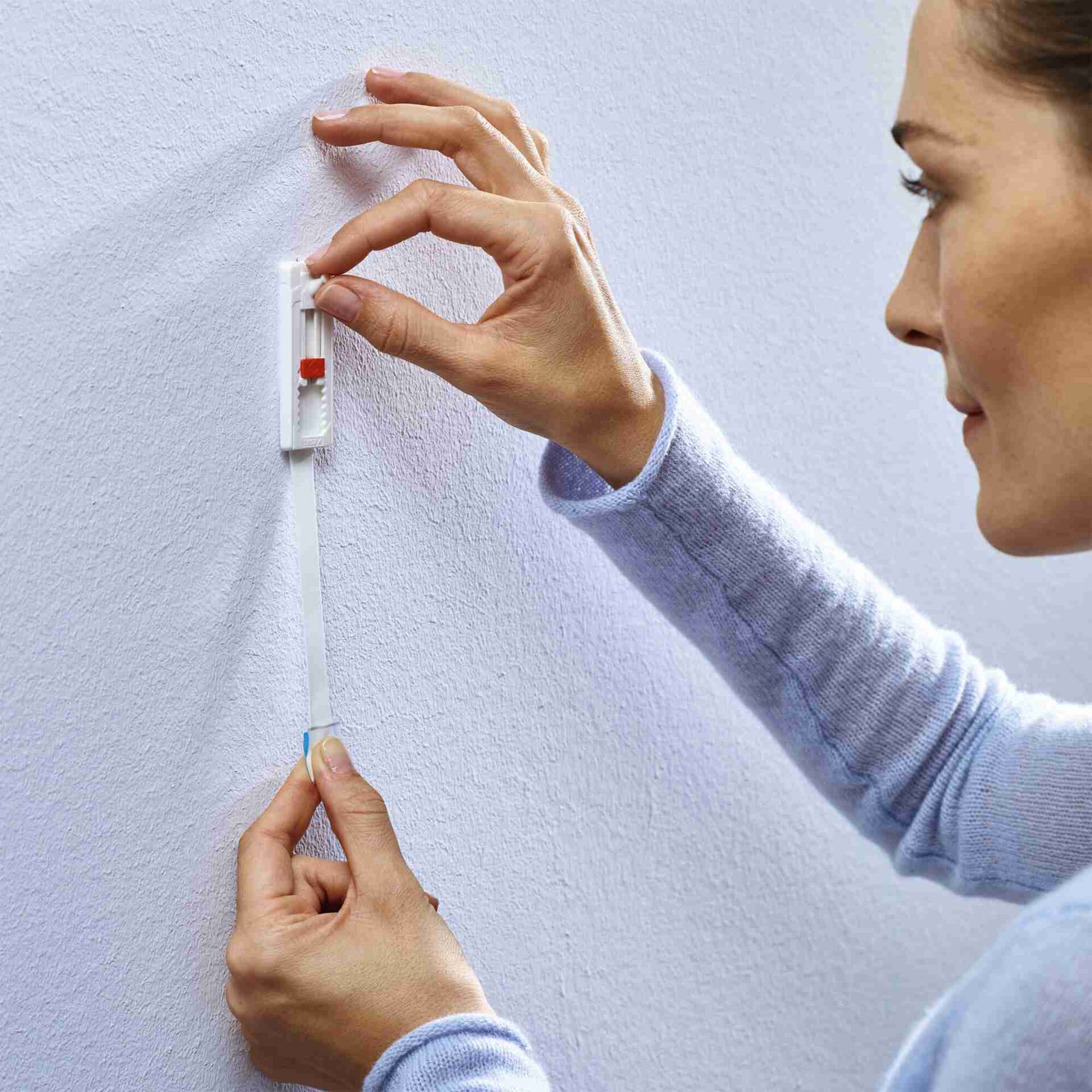 Prego Adesivo Ajustável