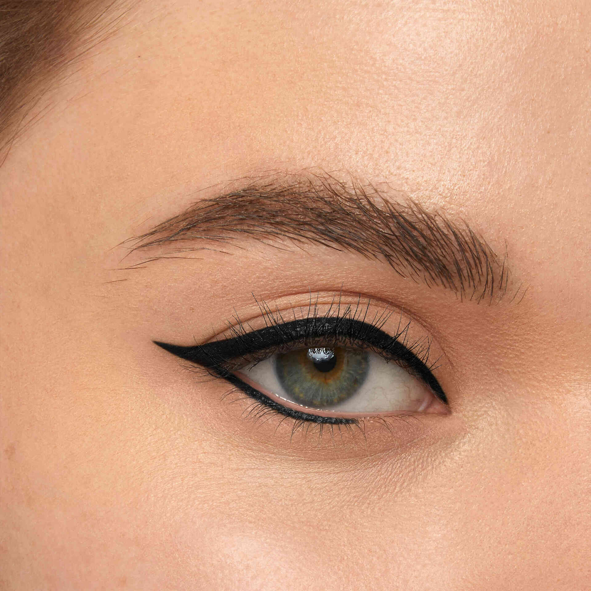 Eyeliner Lasting Drama Autom&aacute;tico Black Out Drama