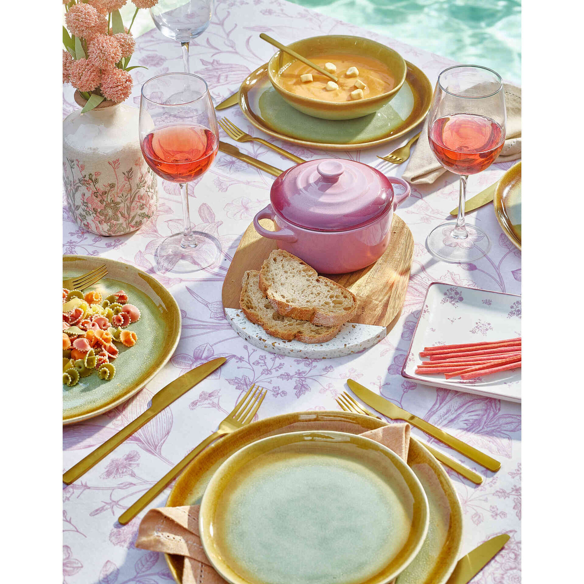 Toalha Mesa Algod&atilde;o Folhas Rosa