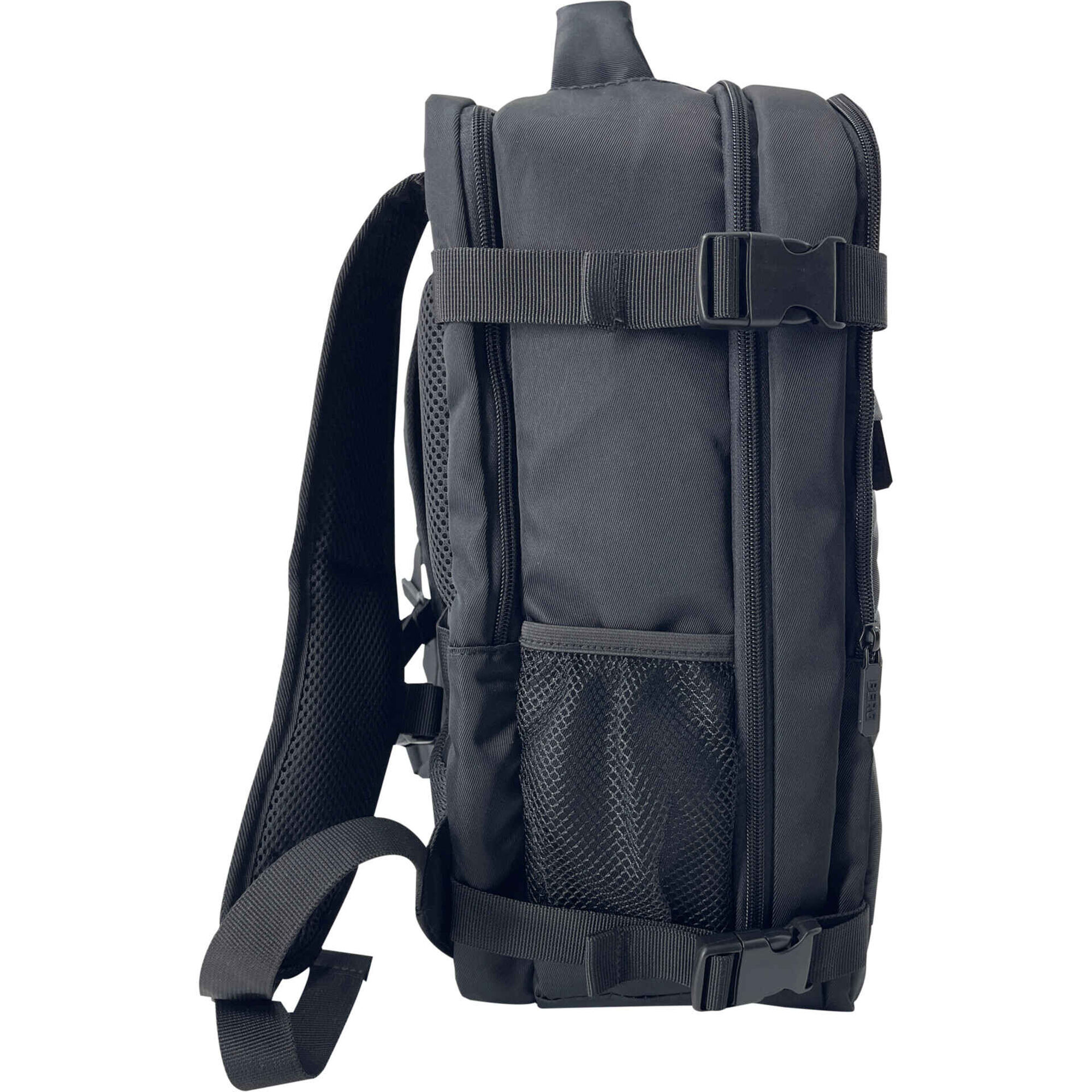 Mochila Underseat com Compress&atilde;o 24L Preta Berg