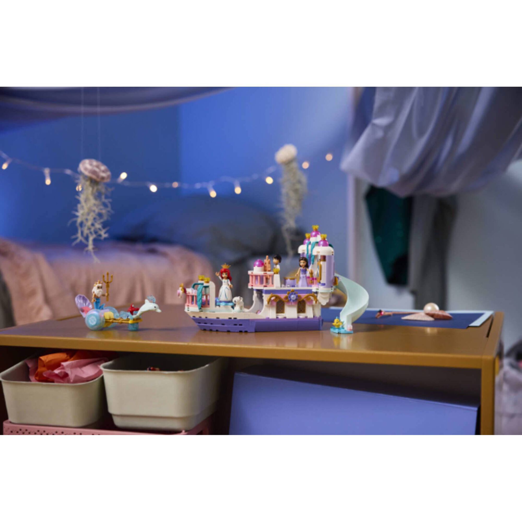 LEGO Disney - Barco do Casamento Real da Ariel - 43299