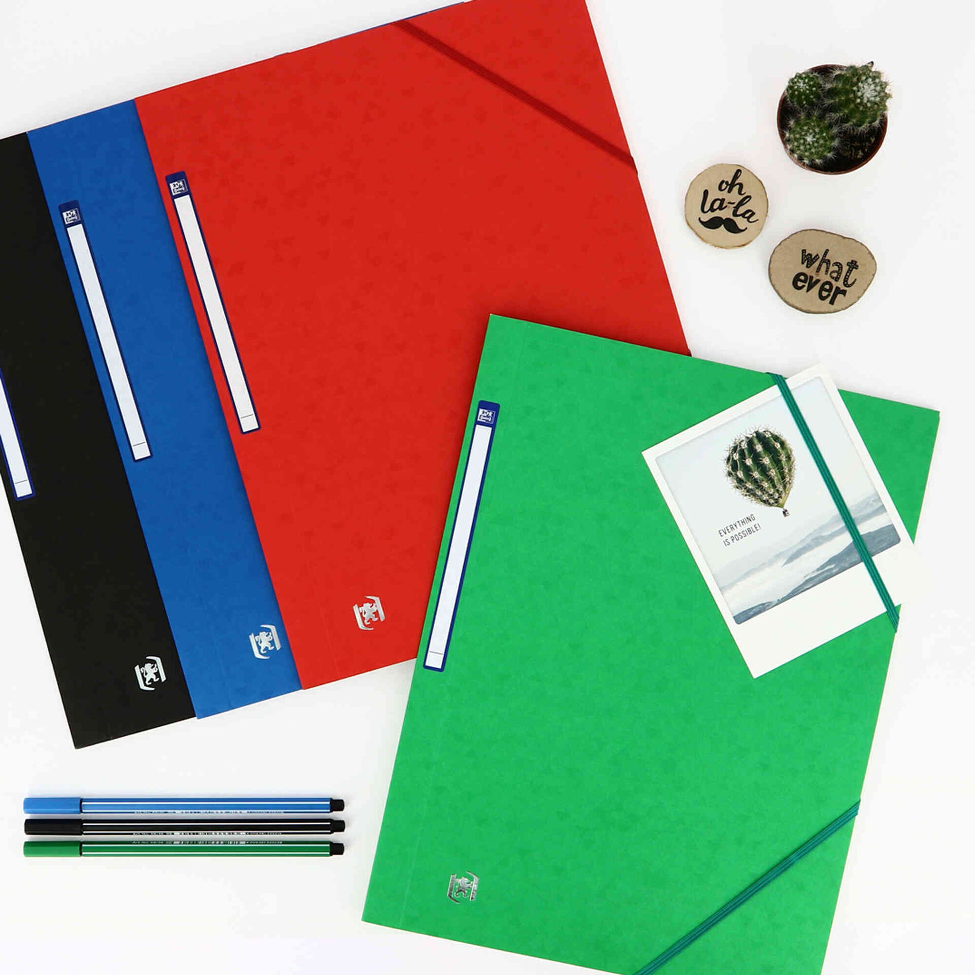 Capa com El&aacute;stico A4 Top File (v&aacute;rias cores)