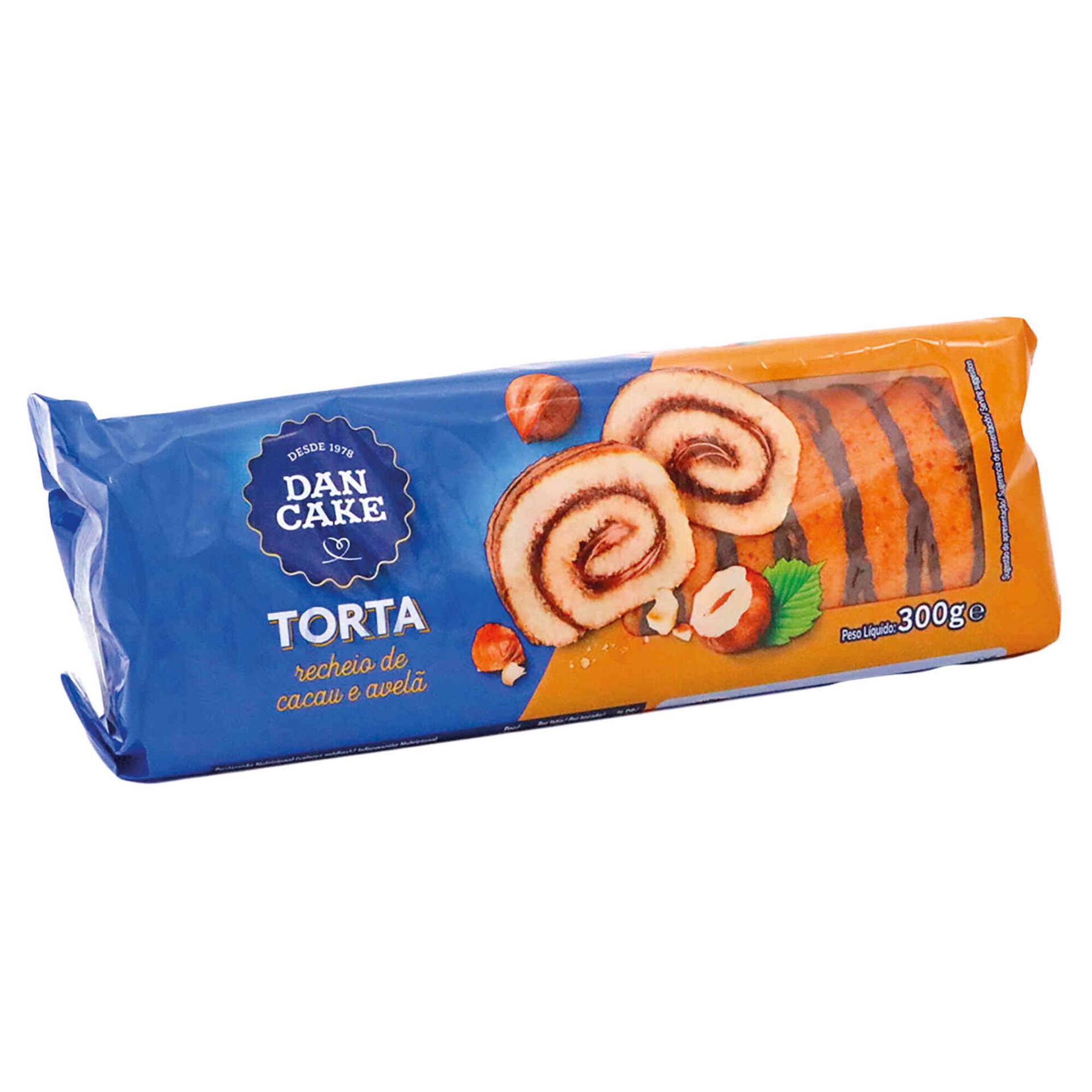 Torta com Recheio de Chocolate e Avelã