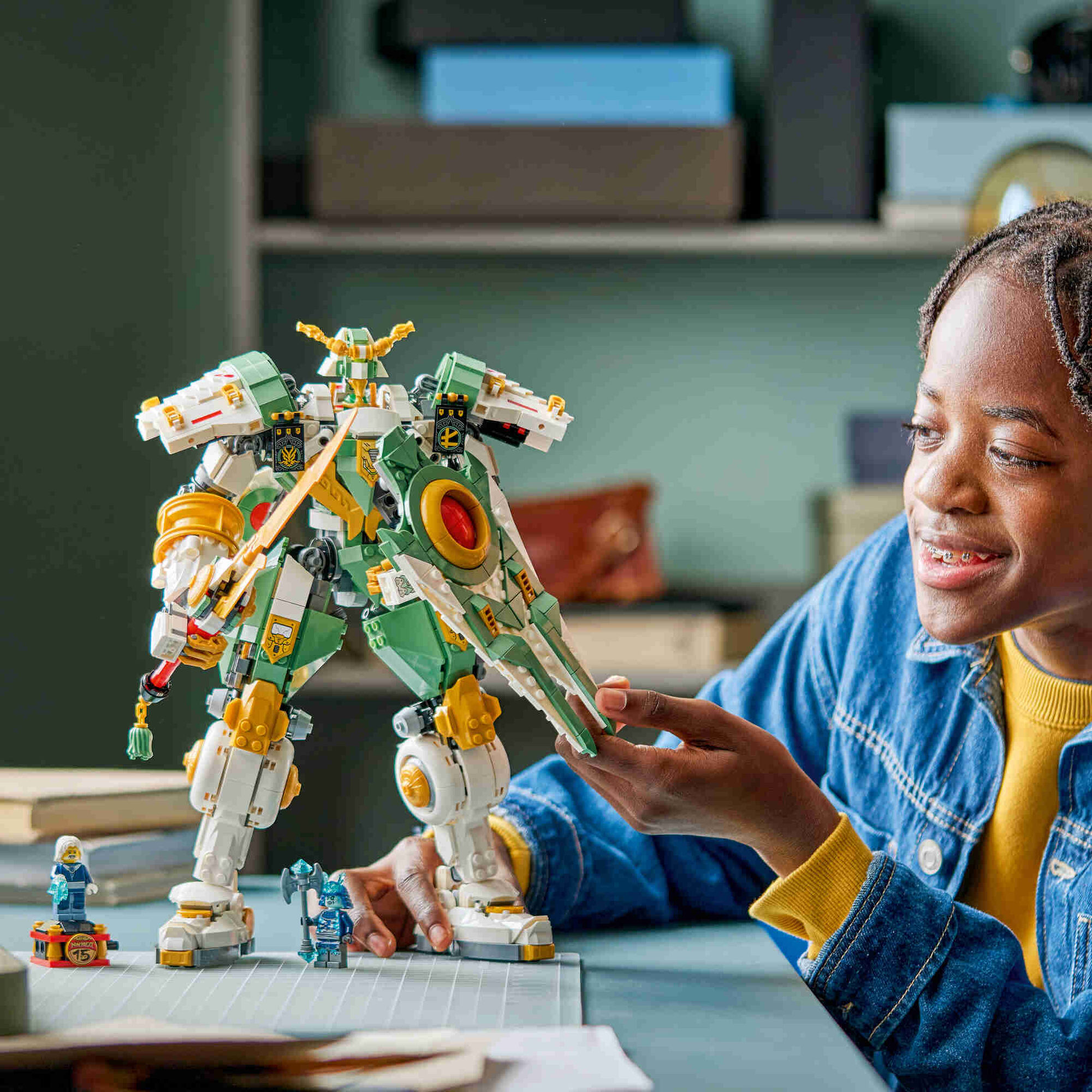 LEGO Ninjago - O Rob&ocirc; Tit&atilde; de Lloyd 15.&ordm; Anivers&aacute;rio - 71860