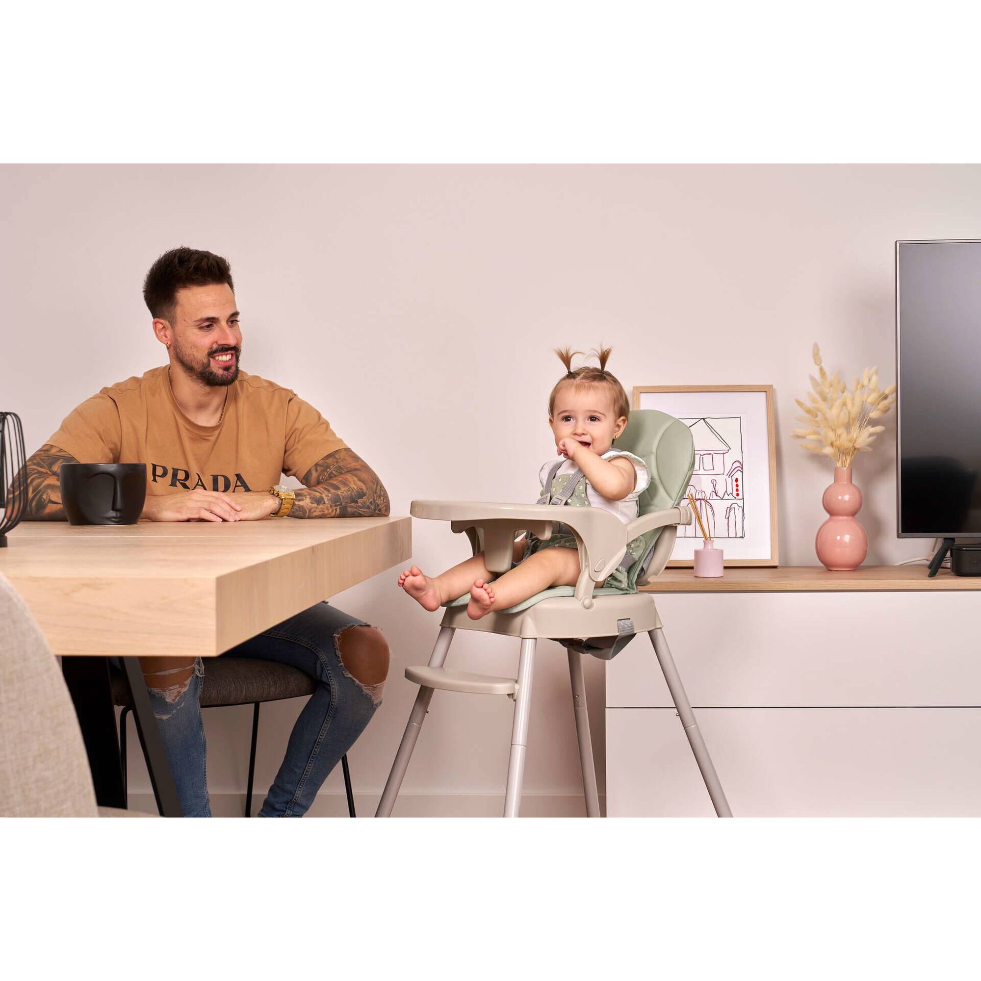 Cadeira de Refei&ccedil;&atilde;o Evolutiva Verde Belly MS