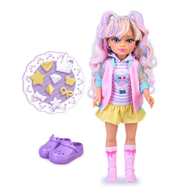 Nancy - Boneca Charms com Estilo
