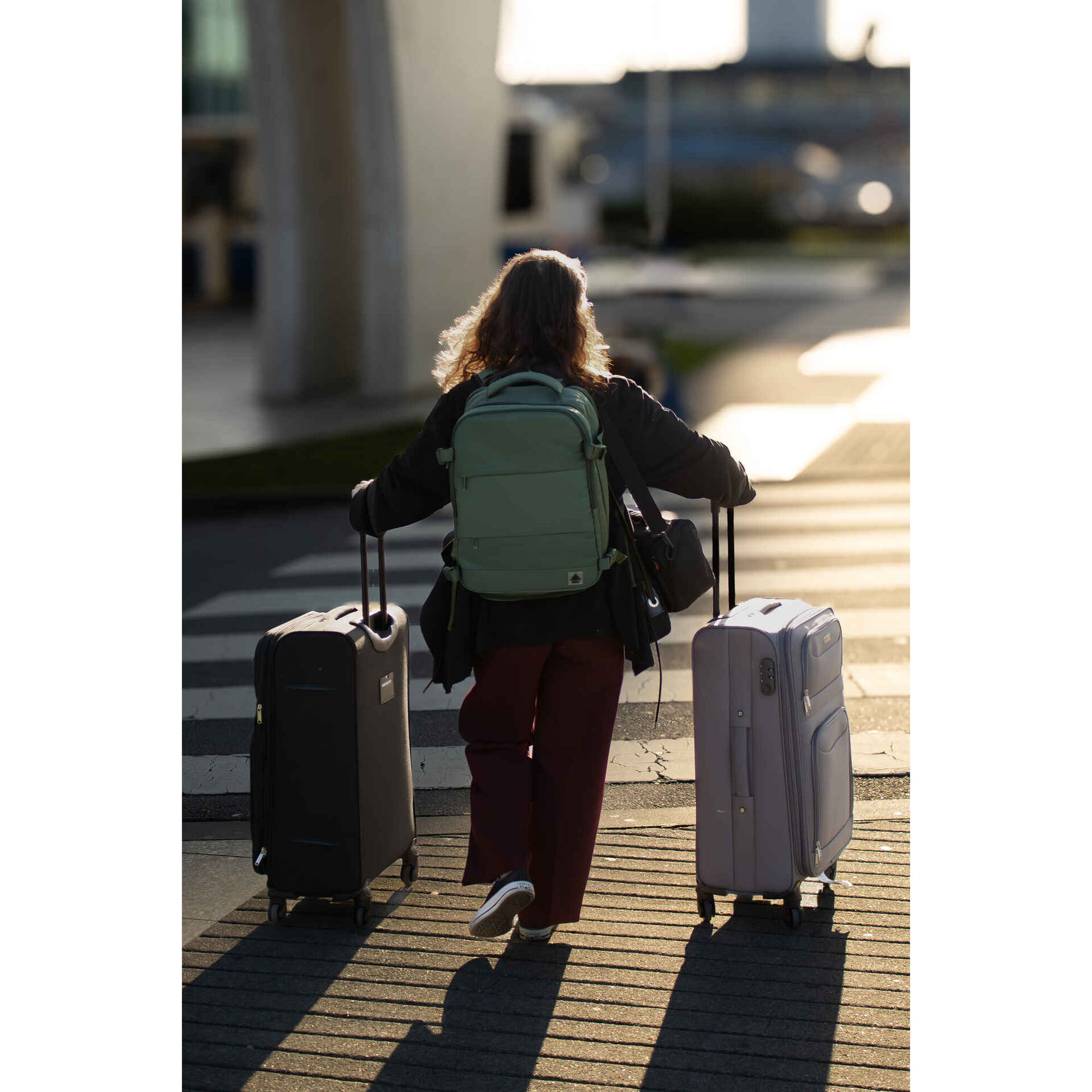 Mala de Viagem M&eacute;dia 4 Rodas Cinza Move Berg