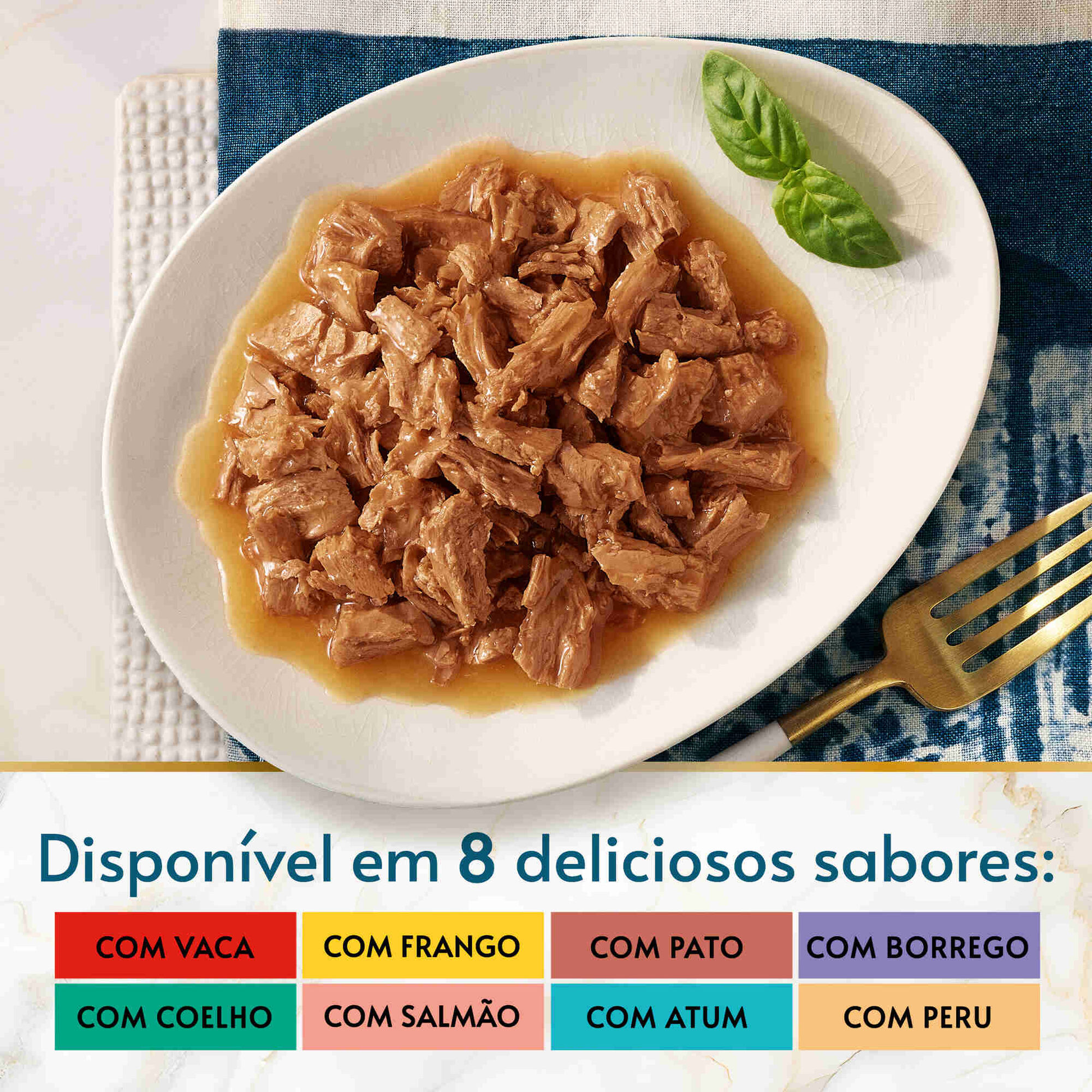 Comida H&uacute;mida para Gato Adulto Finos Peda&ccedil;os em Molho Saquetas Purina Gourmet Perle
