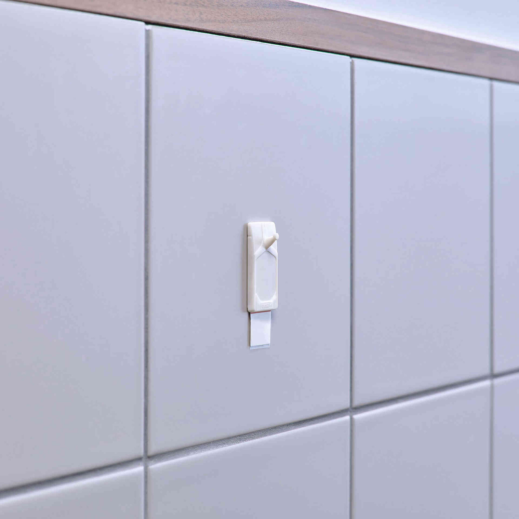 Pregos Adesivos para Azulejos 2kg