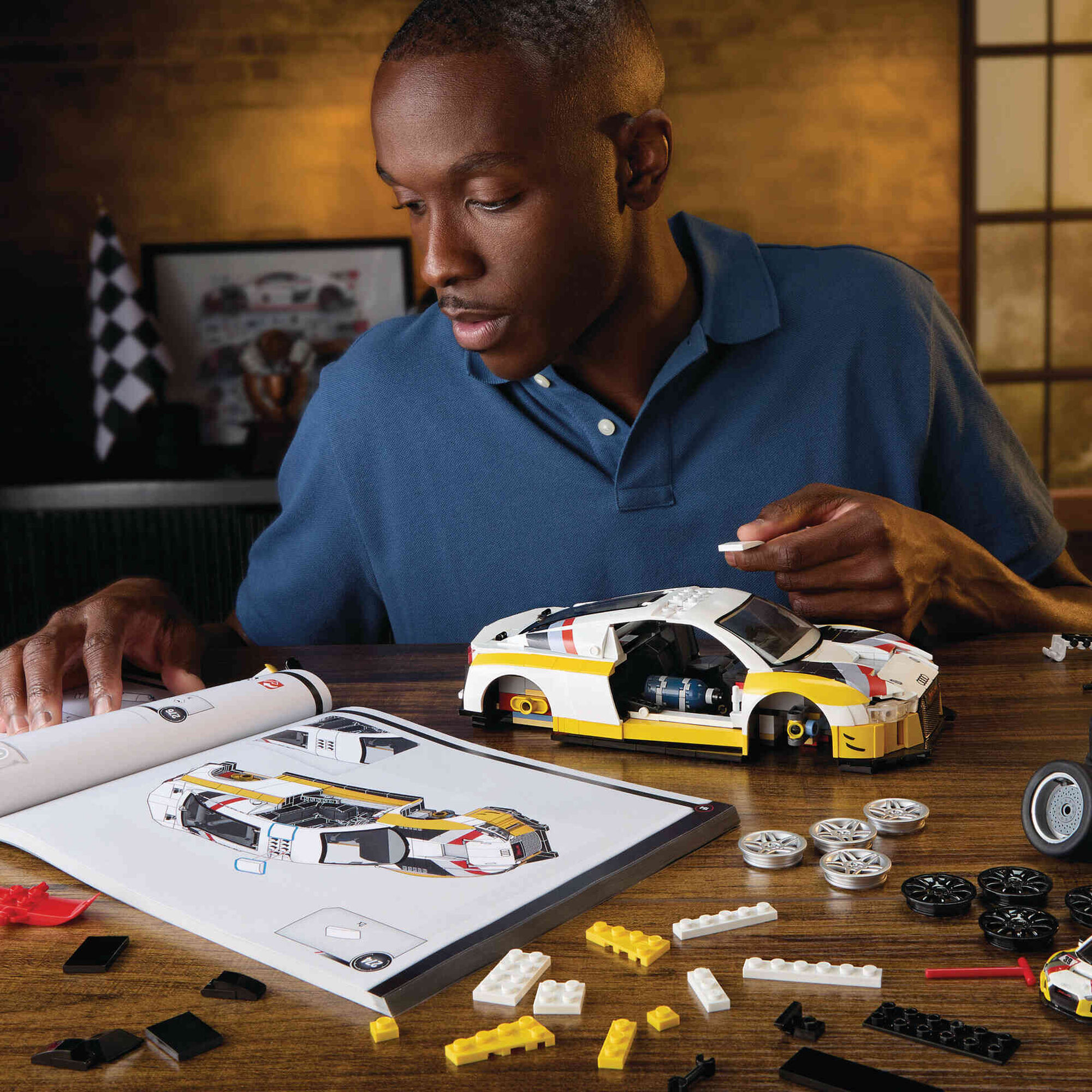 Hot Wheels - Kit de Constru&ccedil;&atilde;o '15 Audi R8 LMS 820 Pe&ccedil;as