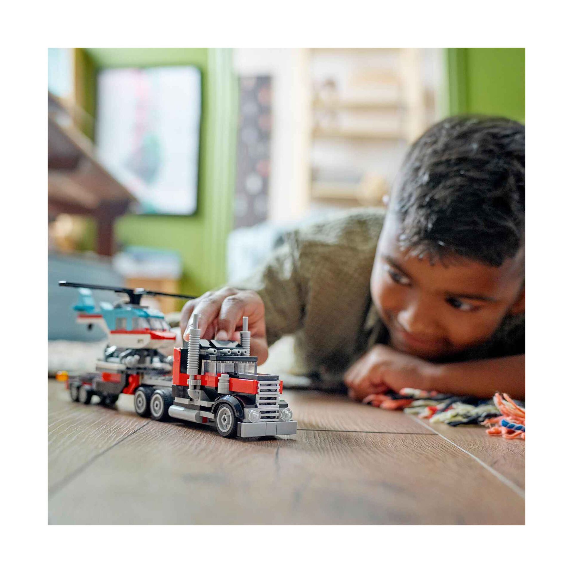 Camião de Plataforma com Helicóptero - 31146