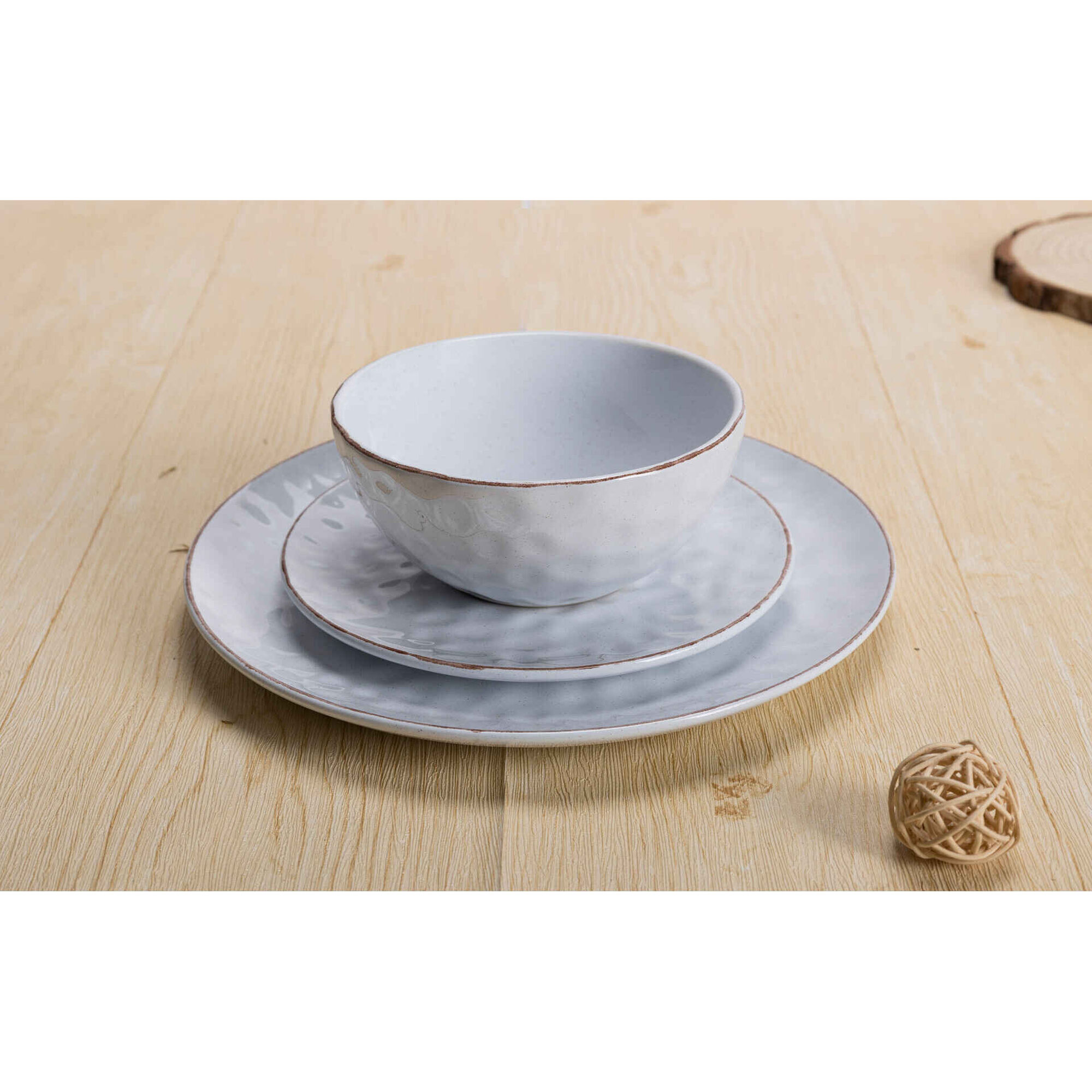 Prato Sobremesa 19cm Martelado Branco Kasa