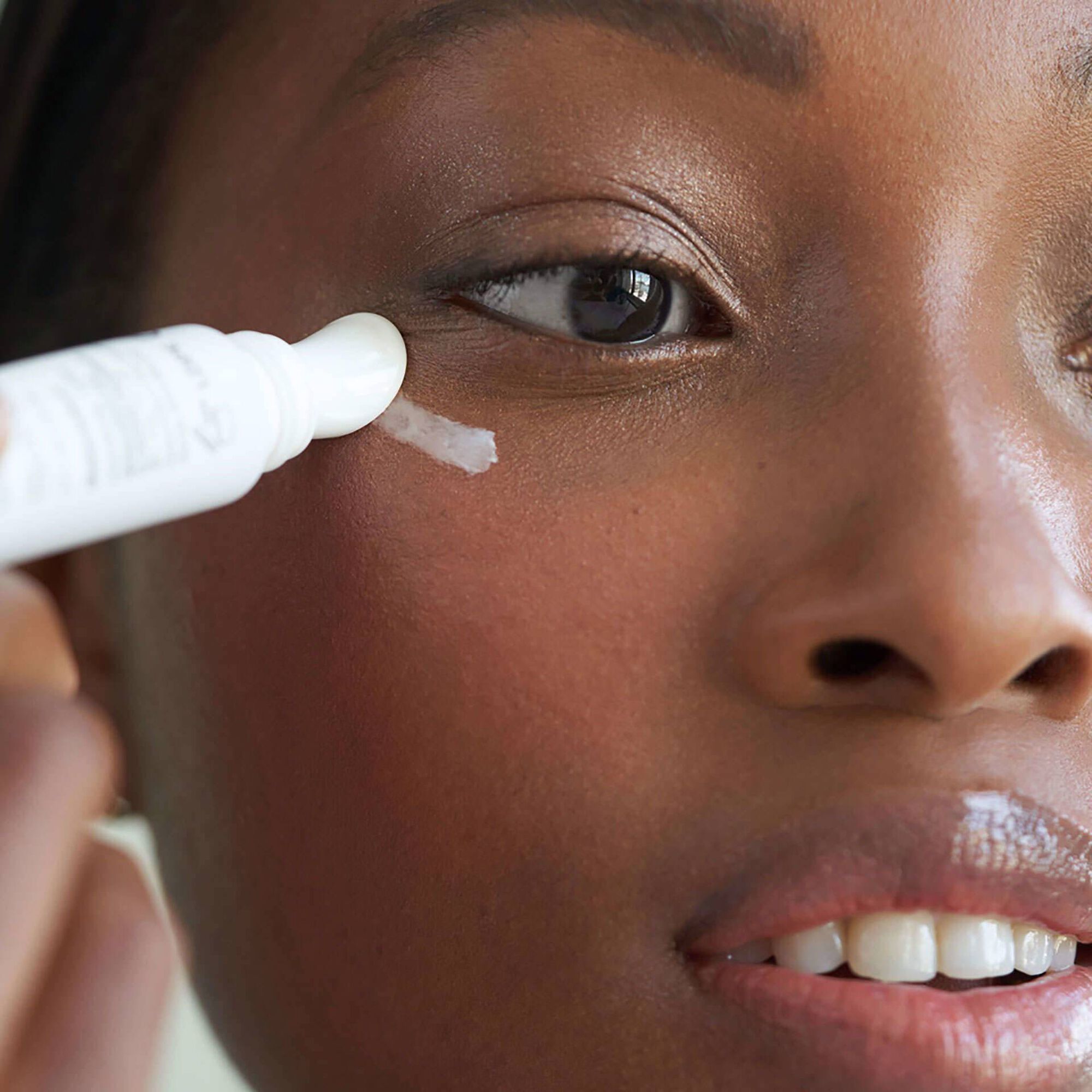 Creme de Olhos Cellular Luminous 630 Antimanchas Anti-Idade