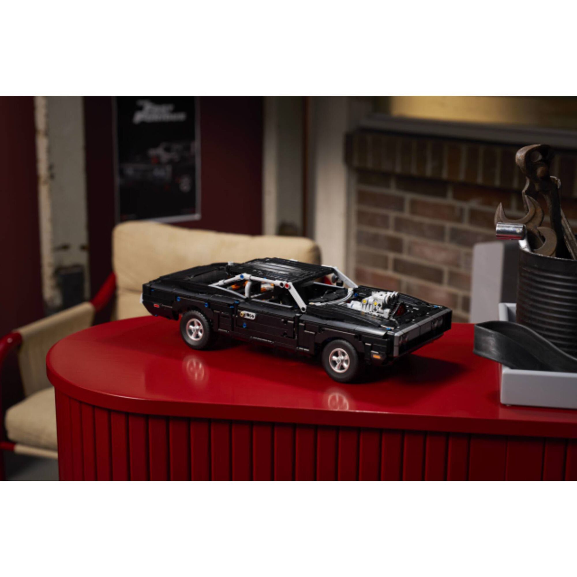 LEGO Technic - Fast and Furious Carro Dodge Charger R/T - 42231