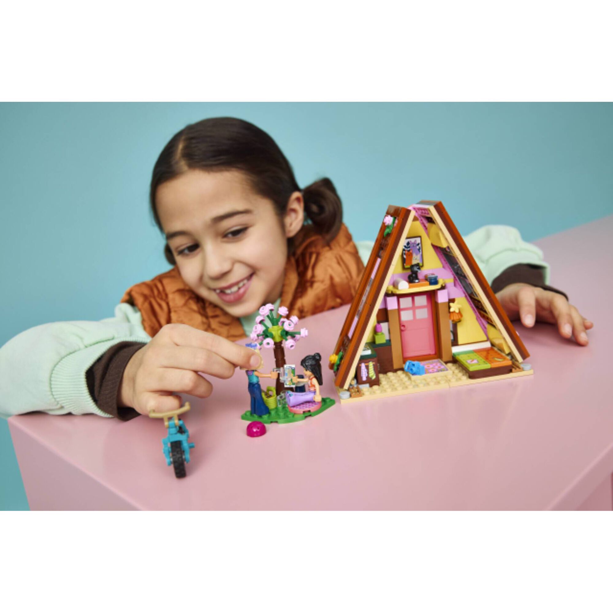 LEGO Friends - Cabana de Glamping na Natureza - 42682
