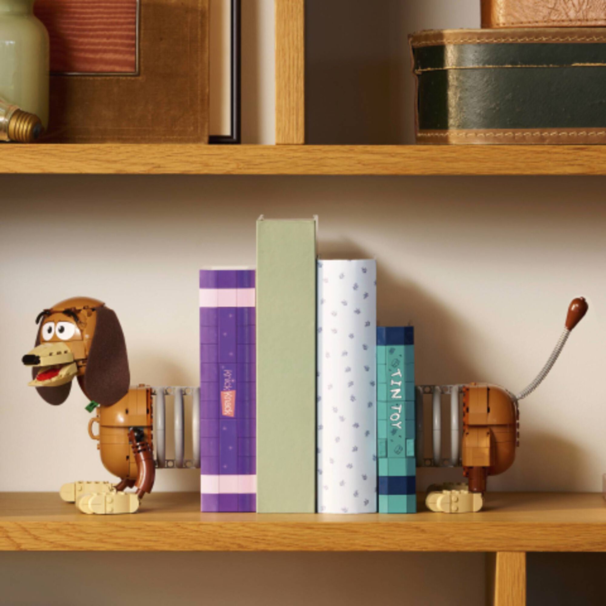 LEGO Disney - Bookends do Slinky Dog de Toy Story - 43301