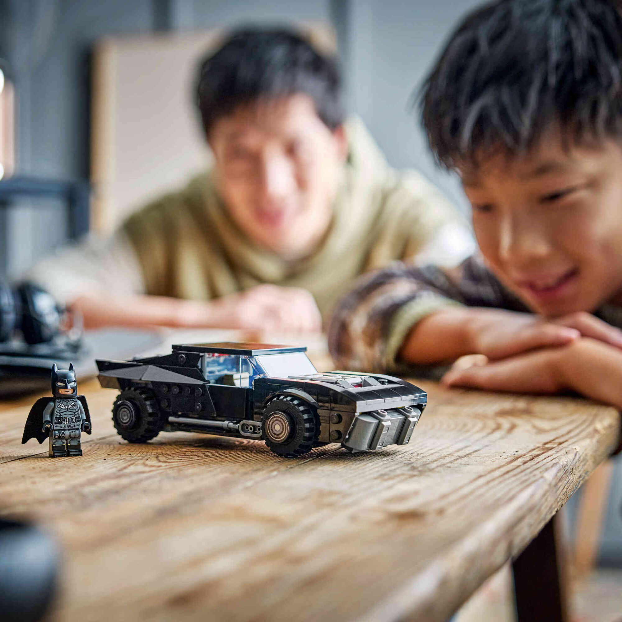 LEGO - O Batmobile do Batman - 76332