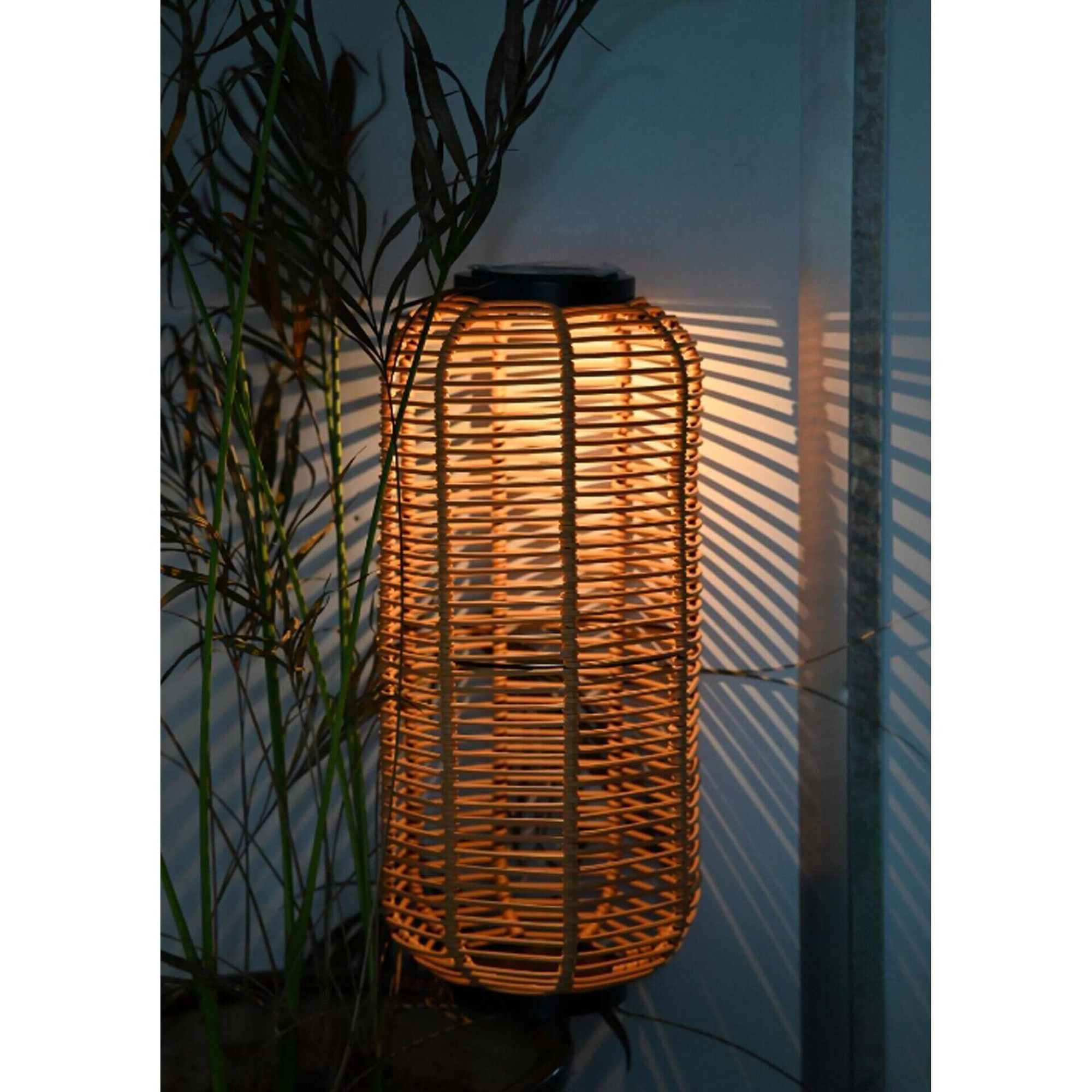 Candeeiro de Ch&atilde;o Redondo Wicker Kasa