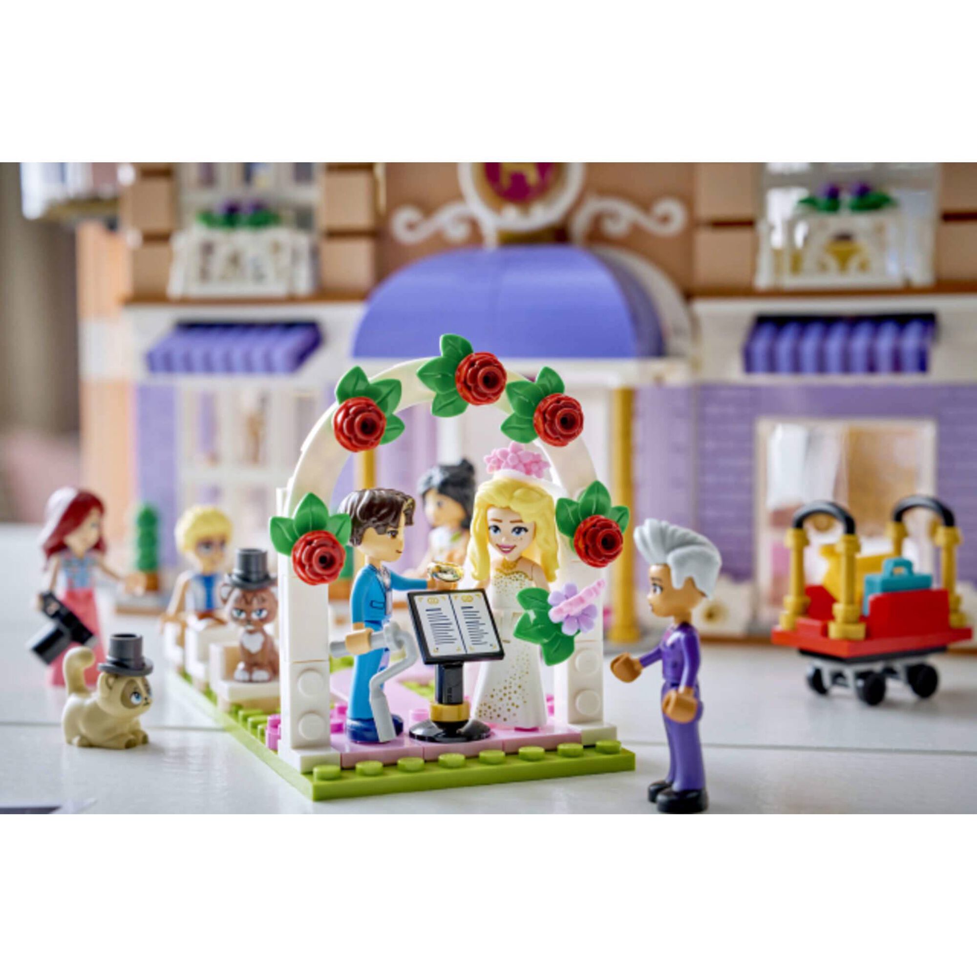 LEGO Friends - O Grande Hotel de Heartlake City - 42704