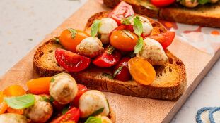 Bruschetta de Tomate-Cereja