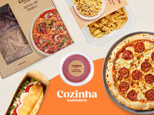 Produtos Cozinha Continente, descubra toda a nossa gama. Imagem ilustrativa com pizza pepperoni, sandes de pasta de atum, humus, bacalhau à brás e arroz de polvo.